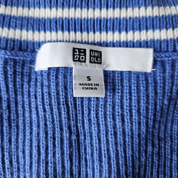 UNIQLO Blue Varsity V-Neck Sweater Size S - Picture 3 of 7